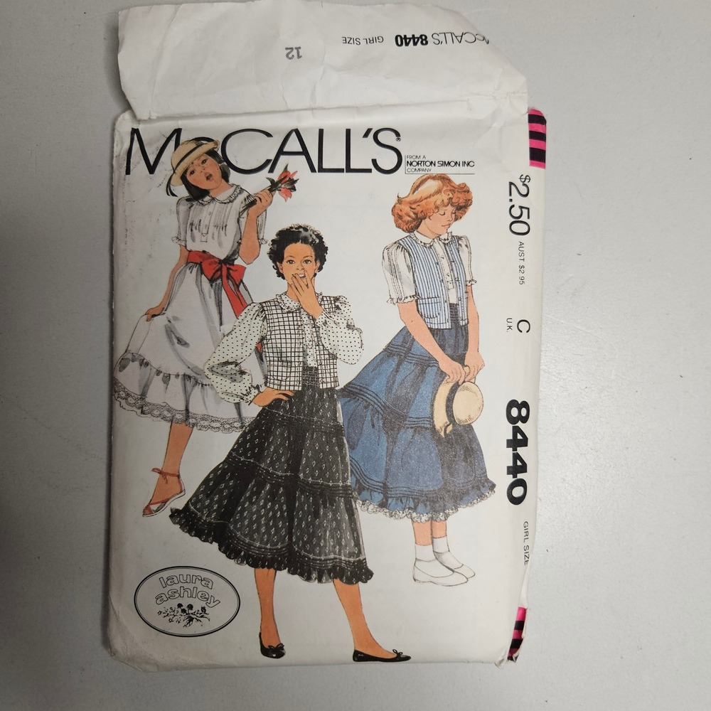 Vintage 1983 McCalls 8440 Laura‎ Ashley Girls Blouse Vest Skirt Pattern Size 12